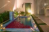 Good Resorts in Ecr for couples